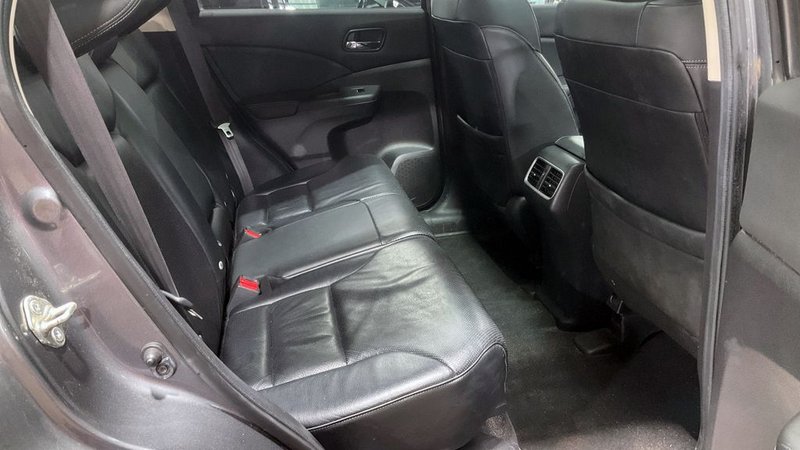 2015 Honda CR-V in grey — photo 9 of 10