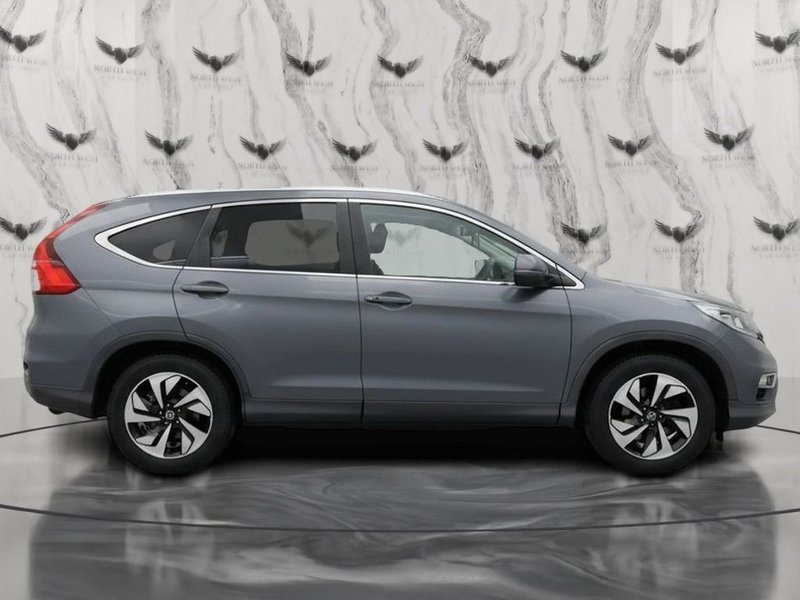 2015 Honda CR-V in grey — photo 9 of 14