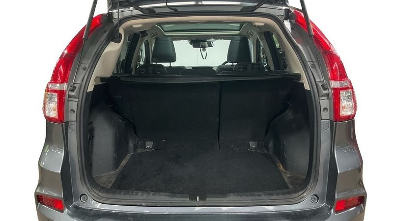 2015 Honda CR-V in grey — photo 10 of 14