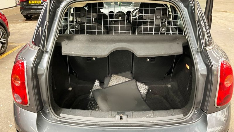 2015 MINI Countryman in grey — photo 11 of 11