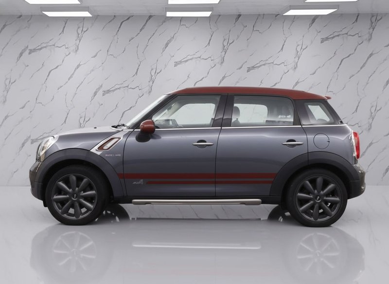 2015 MINI Countryman in grey — photo 5 of 11