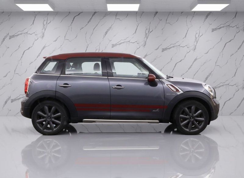 2015 MINI Countryman in grey — photo 6 of 11