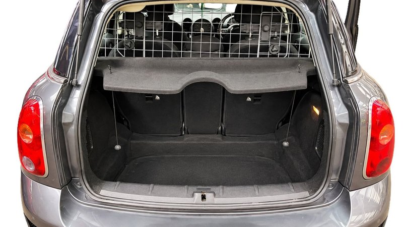 2015 MINI Countryman in grey — photo 15 of 16