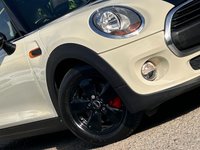 USED 2017 51 MINI HATCH 1.2 One Hatchback 5dr Petrol Manual Euro 6 (s/s) (102 ps) Glass Panoramic Roof