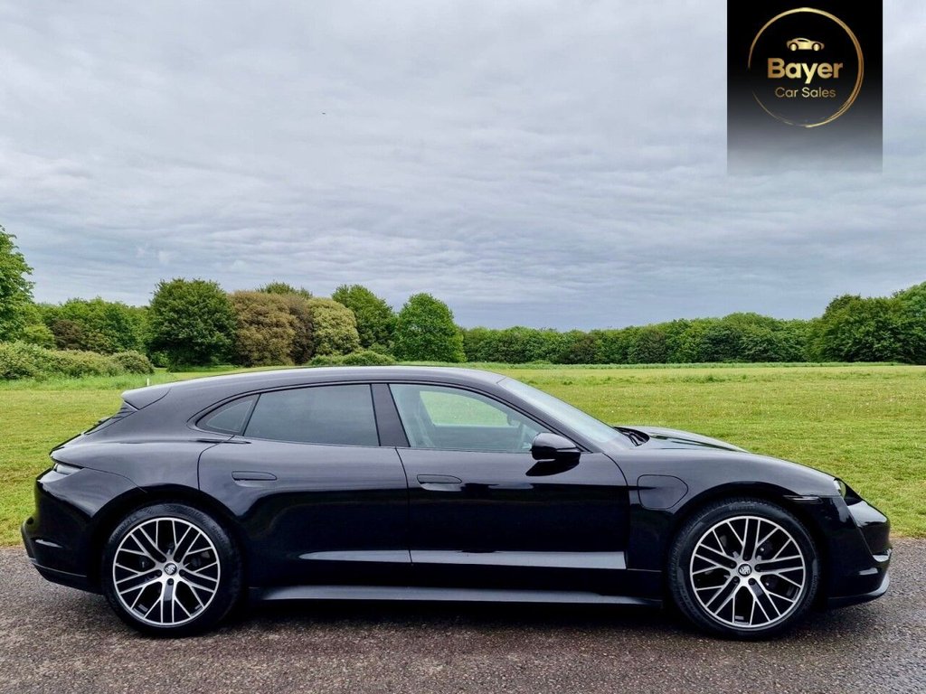 USED 2022 72 PORSCHE TAYCAN Performance Plus 93.4kWh Sport Turismo 5dr Electric Auto RWD (11kW Charger) (476 ps) 