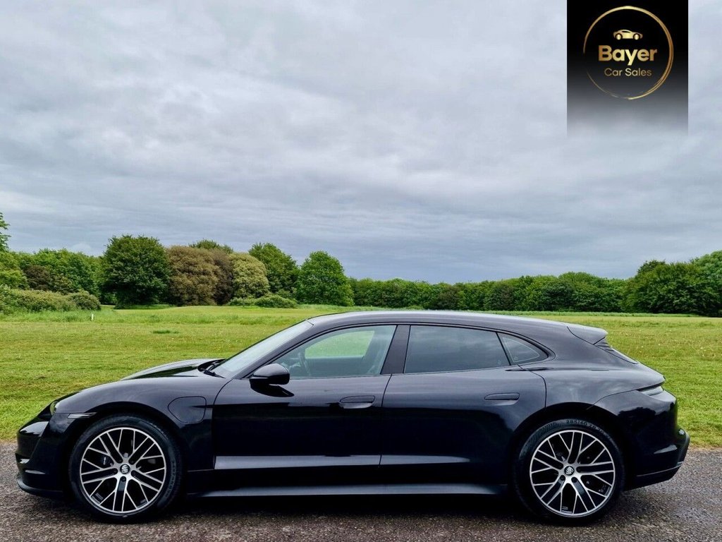 USED 2022 72 PORSCHE TAYCAN Performance Plus 93.4kWh Sport Turismo 5dr Electric Auto RWD (11kW Charger) (476 ps) 