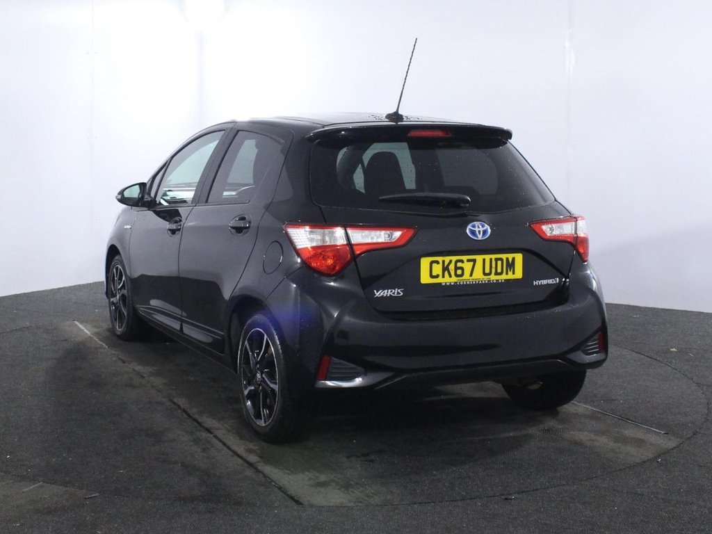 USED 2017 67 TOYOTA YARIS 1.5 VVT-h Design Hatchback 5dr Petrol Hybrid E-CVT Euro 6 (s/s) (100 ps) 