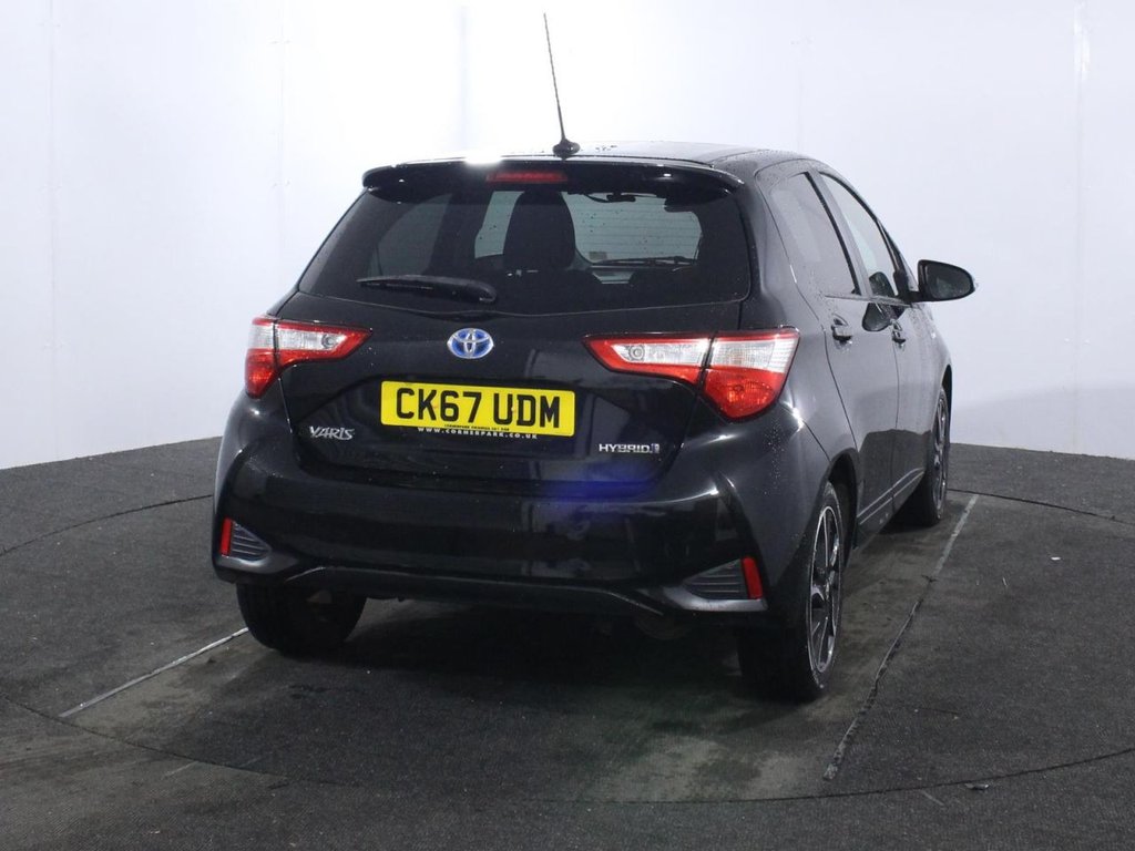 USED 2017 67 TOYOTA YARIS 1.5 VVT-h Design Hatchback 5dr Petrol Hybrid E-CVT Euro 6 (s/s) (100 ps) 