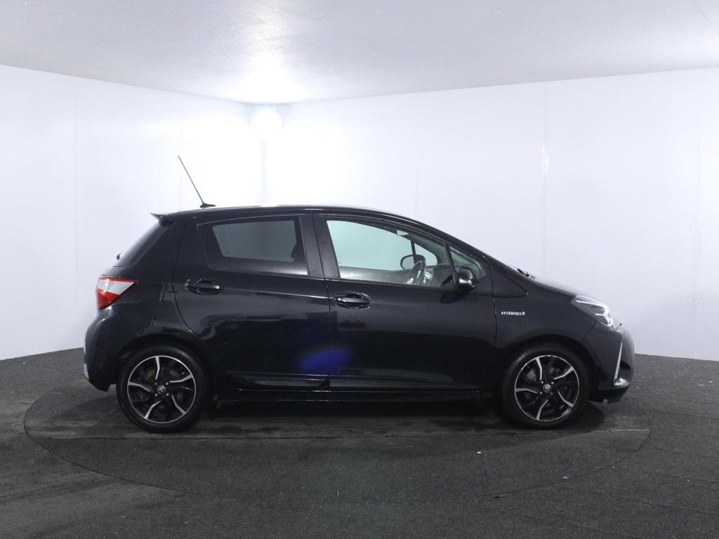 USED 2017 67 TOYOTA YARIS 1.5 VVT-h Design Hatchback 5dr Petrol Hybrid E-CVT Euro 6 (s/s) (100 ps) 