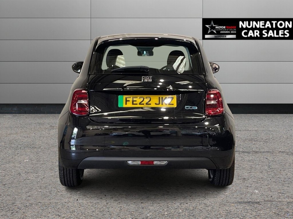 USED 2022 22 FIAT 500E 42kWh Icon Hatchback 3dr Electric Auto (118 ps) one owner from new - low miles