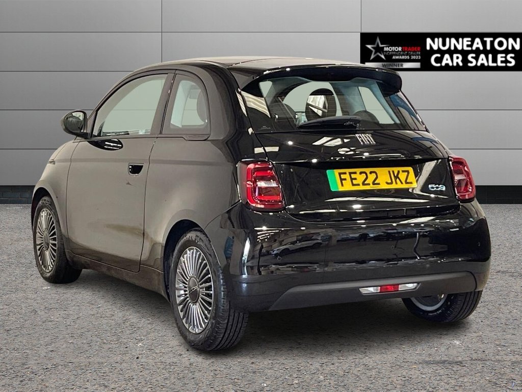 USED 2022 22 FIAT 500E 42kWh Icon Hatchback 3dr Electric Auto (118 ps) one owner from new - low miles