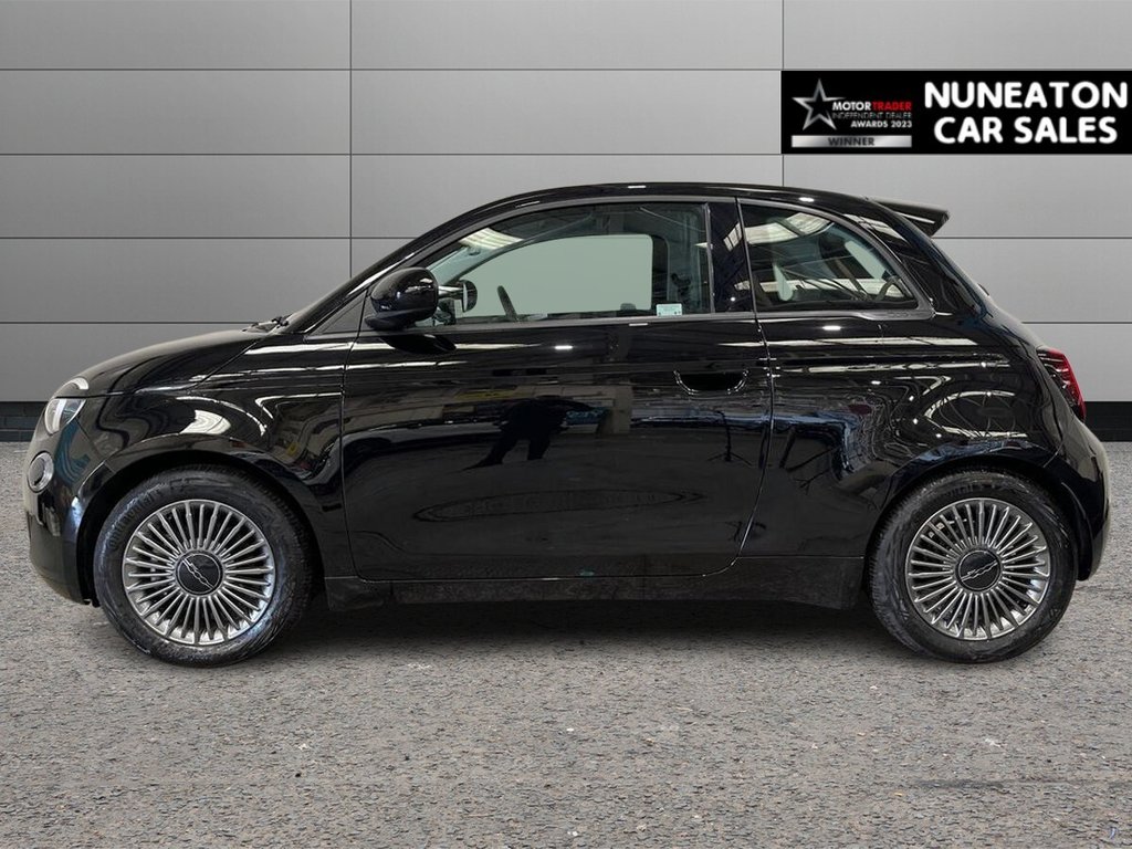 USED 2022 22 FIAT 500E 42kWh Icon Hatchback 3dr Electric Auto (118 ps) one owner from new - low miles