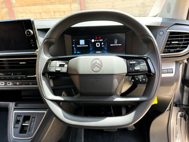 View our CITROEN SPACETOURER