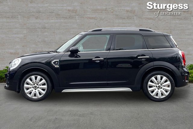 View our MINI COUNTRYMAN