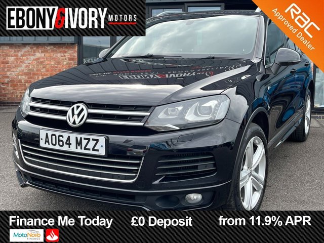 View our Volkswagen Touareg 3.0 TDI V6 BlueMotion Tech R-Line SUV 5dr Diesel Tiptronic 4WD Euro 5 (s/s) (245 ps)