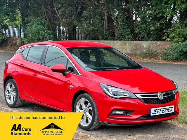 View our Vauxhall Astra range