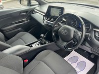 USED 2018 68 TOYOTA C-HR 1.2 VVT-i Dynamic SUV 5dr Petrol Manual Euro 6 (s/s) (116 ps) 