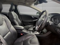 USED 2015 65 VOLVO V40 2.0 D2 SE Lux Nav Hatchback 5dr Diesel Manual Euro 6 (s/s) (120 ps) ** ONE OWNER SUNROOF &pound;4000 OPTIONS