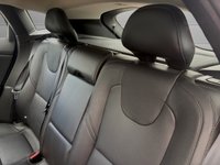USED 2015 65 VOLVO V40 2.0 D2 SE Lux Nav Hatchback 5dr Diesel Manual Euro 6 (s/s) (120 ps) ** ONE OWNER SUNROOF &pound;4000 OPTIONS