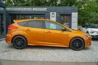 USED 2017 06 FORD FOCUS 1.0T EcoBoost ST-Line Hatchback 5dr Petrol Manual Euro 6 (s/s) (125 ps) 