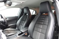 USED 2019 69 MERCEDES-BENZ GLA 1.6 GLA180 GPF Urban Edition SUV 5dr Petrol 7G-DCT Euro 6 (s/s) (122 ps) HISTORY+REAR CAM+HALF LEATHER