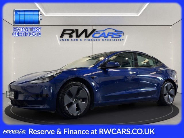 2022 TESLA Model 3