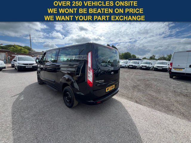 View our FORD TOURNEO CUSTOM