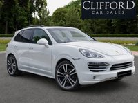 2012 PORSCHE CAYENNE