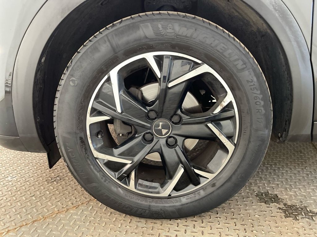 USED 2021 21 DS AUTOMOBILES DS 3 CROSSBACK 1.2 PureTech Prestige Crossback 5dr Petrol EAT8 Euro 6 (s/s) (130 ps) Great Service History