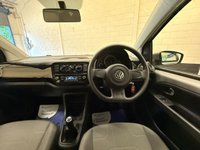 USED 2016 16 VOLKSWAGEN UP! 1.0 Move up! Hatchback 5 Door Petrol Manual Euro 6 (60 ps) ONLY 9,319 GENUINE MILES FROM NEW