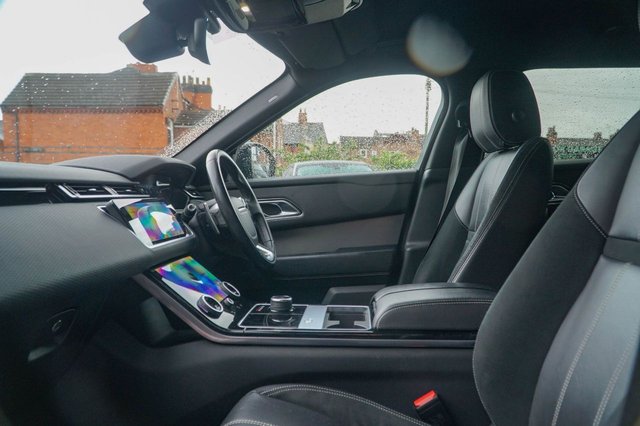 View our LAND ROVER RANGE ROVER VELAR