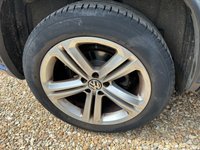 USED 2013 13 VOLKSWAGEN TIGUAN 2.0 TDI BlueMotion Tech R-Line SUV 5dr Diesel DSG 4WD Euro 5 (s/s) (177 ps) GREAT SERVICE HISTORY WITH THIS CAR