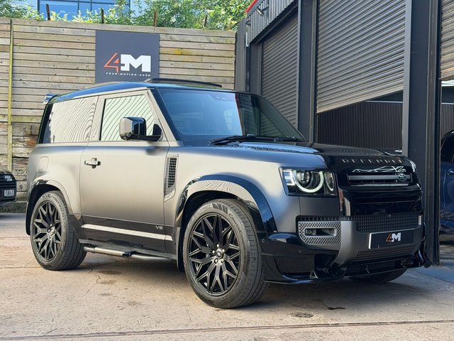 View our LAND ROVER DEFENDER