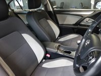 USED 2017 67 TOYOTA AVENSIS 1.8 V-Matic Business Edition Saloon 4dr Petrol Manual Euro 6 (147 ps) FULL SERVICE HISTORY + SATELLITE NAVIGATION + BLUETOOTH PHONE & MEDIA CONNECTIVITY + REAR VIEW CAMERA + IN CAR ENTERTAINMENT WITH TOUCH SCREEN MEDIA DISPLAY + LANE ASSIST + CRUISE CONTROL + DUAL ZONE CLIMATE CONTROL + DAB DIGITAL RADIO + LEATHER MULTIFUNCTION STEERING WHEEL + AUTOMATIC HEADLIGHTS + AUTOMATIC WIPERS + ELECTRIC HEATED POWER FOLDING DOOR MIRRORS + ELECTRIC WINDOWS + AIR CONDITIONING + 17 INCH ALLOY WHEELS.