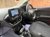 USED 2017 67 FORD FIESTA 1.0T EcoBoost Zetec Hatchback 5dr Petrol Manual Euro 6 (s/s) (100 ps) * NEW TIMING BELT JUNE 26 * EXCELLENT SERVICE HISTORY, 6 SERVICES, 1YR MOT, ALLOYS, AIR CON, BLUETOOTH, APPLE CAR PLAY, RADIO CD, E/WINDOWS, R/LOCKING, FREE WARRANTY, FINANCE AVAILABLE, HPI CLEAR, PART EXCHANGE WELCOME,