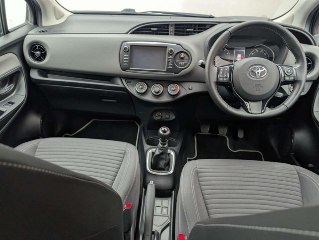 USED 2017 17 TOYOTA YARIS 1.5 Yaris Icon Tech VVT-i 5dr CLICK+COLLECT / HOME DELIVERY