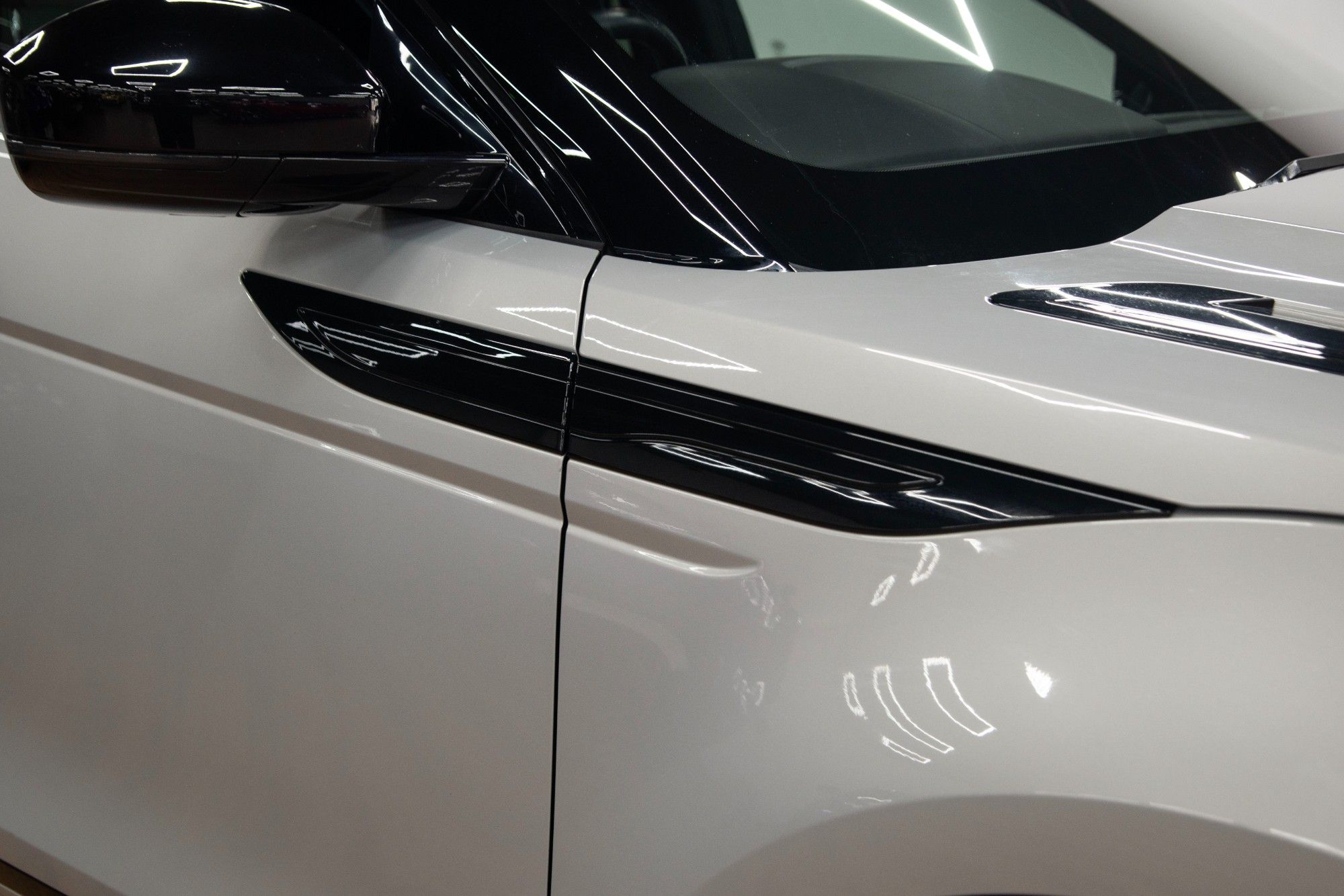 USED 2023 23 LAND ROVER RANGE ROVER EVOQUE 1.5 P300e Autobiography 