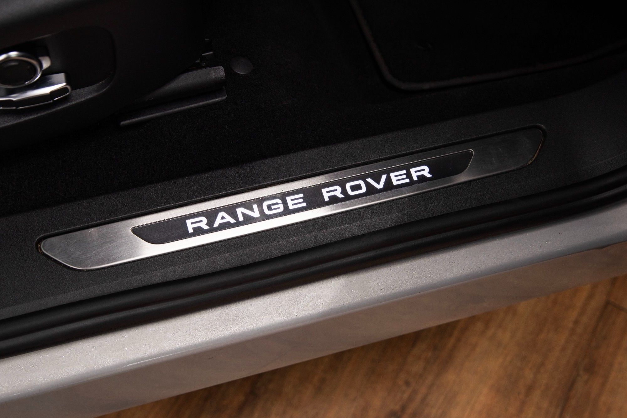 USED 2023 23 LAND ROVER RANGE ROVER EVOQUE 1.5 P300e Autobiography 