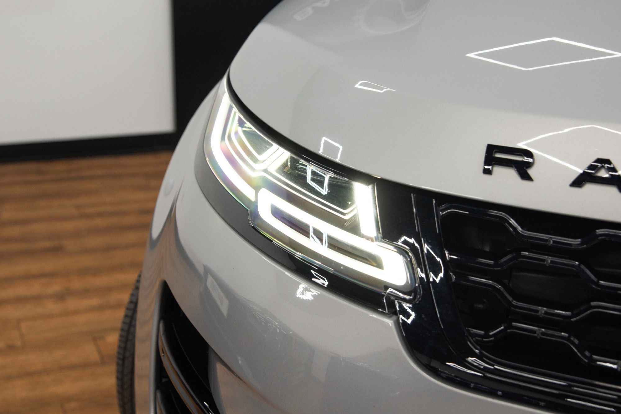 USED 2023 23 LAND ROVER RANGE ROVER EVOQUE 1.5 P300e Autobiography 