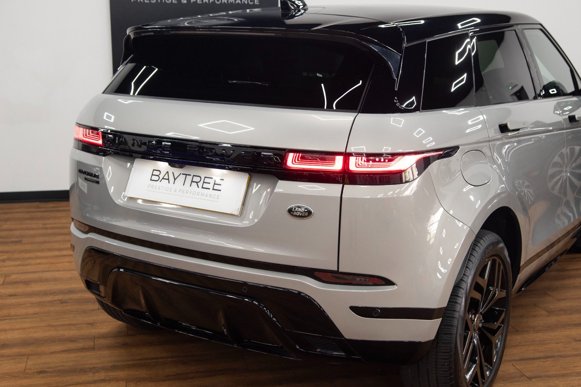 USED 2023 23 LAND ROVER RANGE ROVER EVOQUE 1.5 P300e Autobiography 