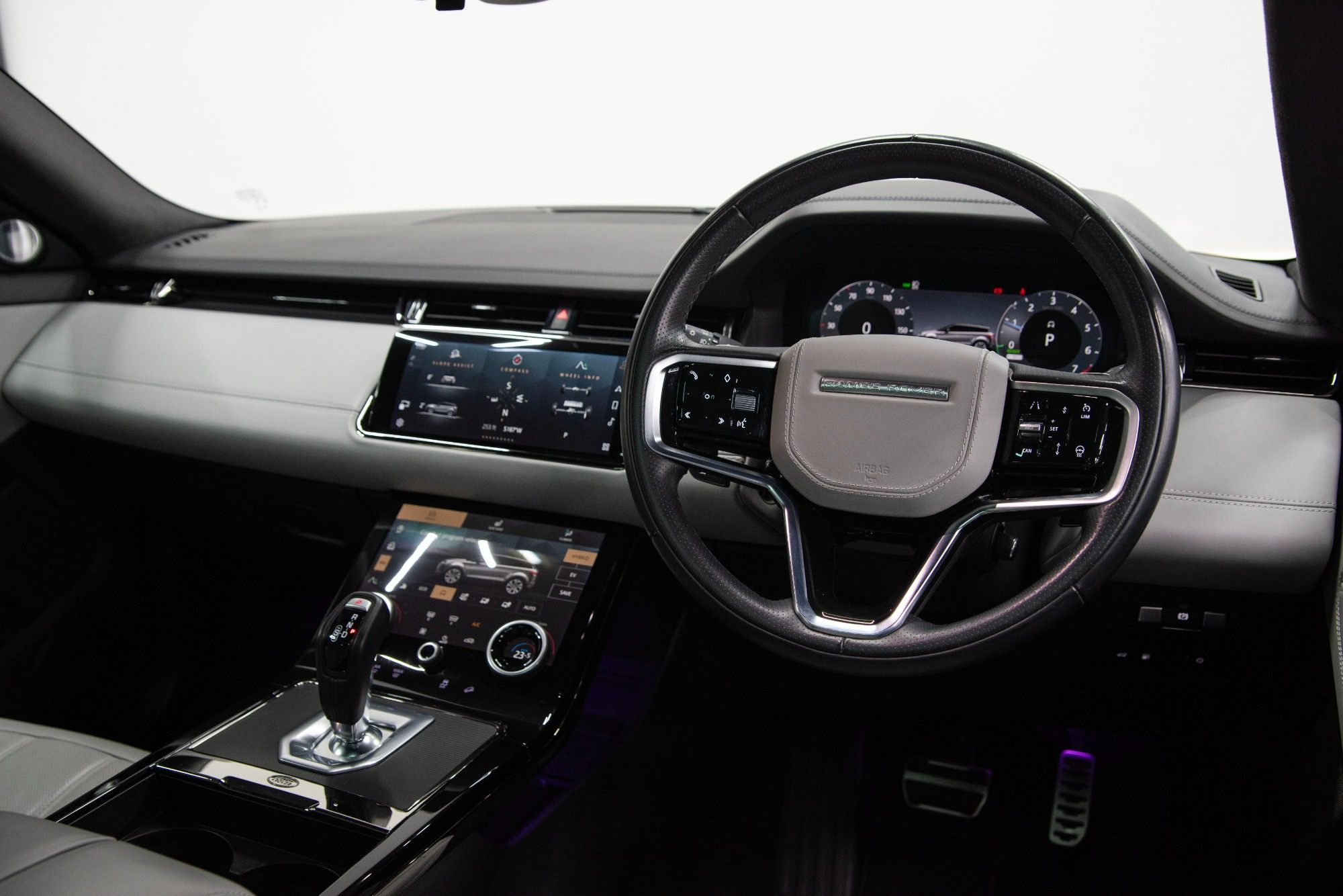 USED 2023 23 LAND ROVER RANGE ROVER EVOQUE 1.5 P300e Autobiography 