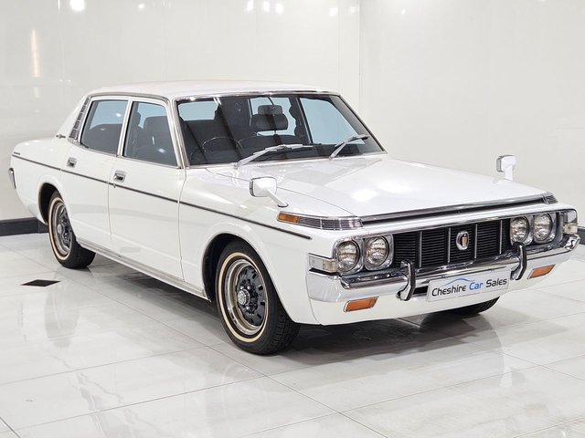 View our TOYOTA CROWN
