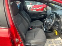 USED 2017 17 TOYOTA YARIS 1.33 Dual VVT-i Design Hatchback 5dr Petrol Manual Euro 6 (99 ps) 