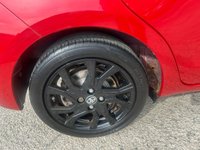 USED 2017 17 TOYOTA YARIS 1.33 Dual VVT-i Design Hatchback 5dr Petrol Manual Euro 6 (99 ps) 