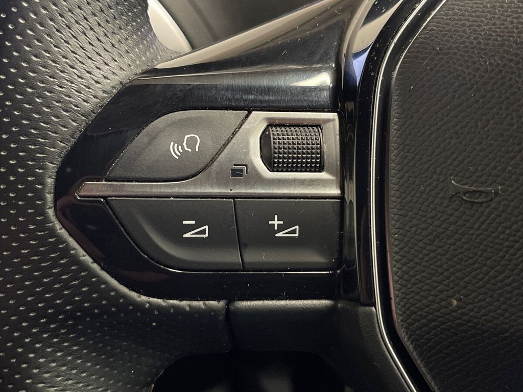 USED 2019 69 PEUGEOT 3008 1.2 PureTech GT Line Premium SUV 5dr Petrol Manual Euro 6 (s/s) (130 ps) APPLE CAR PLAY AND ANDROID AUTO