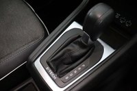 USED 2023 23 RENAULT CAPTUR 1.6 E-TECH techno SUV 5dr Petrol Hybrid Auto Euro 6 (s/s) (145 ps) NEW STOCK