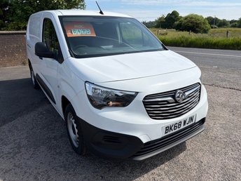 2019 VAUXHALL COMBO 1.6 Turbo D 2300 Edition Panel Van 6dr Diesel Manual L2 H1 Euro 6 (s/s) (100 ps) &pound;8495.00