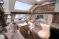 USED 2020 SWIFT CORNICHE 20/4 Transverse Island Bed
