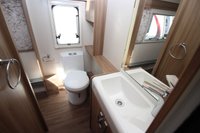 USED 2020 SWIFT CORNICHE 20/4 Transverse Island Bed