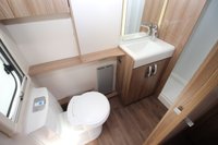 USED 2020 SWIFT CORNICHE 20/4 Transverse Island Bed